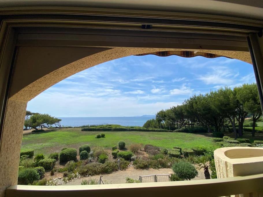 Sea-View - Wifi - Parking Apartment Six-Fours-les-Plages Bagian luar foto